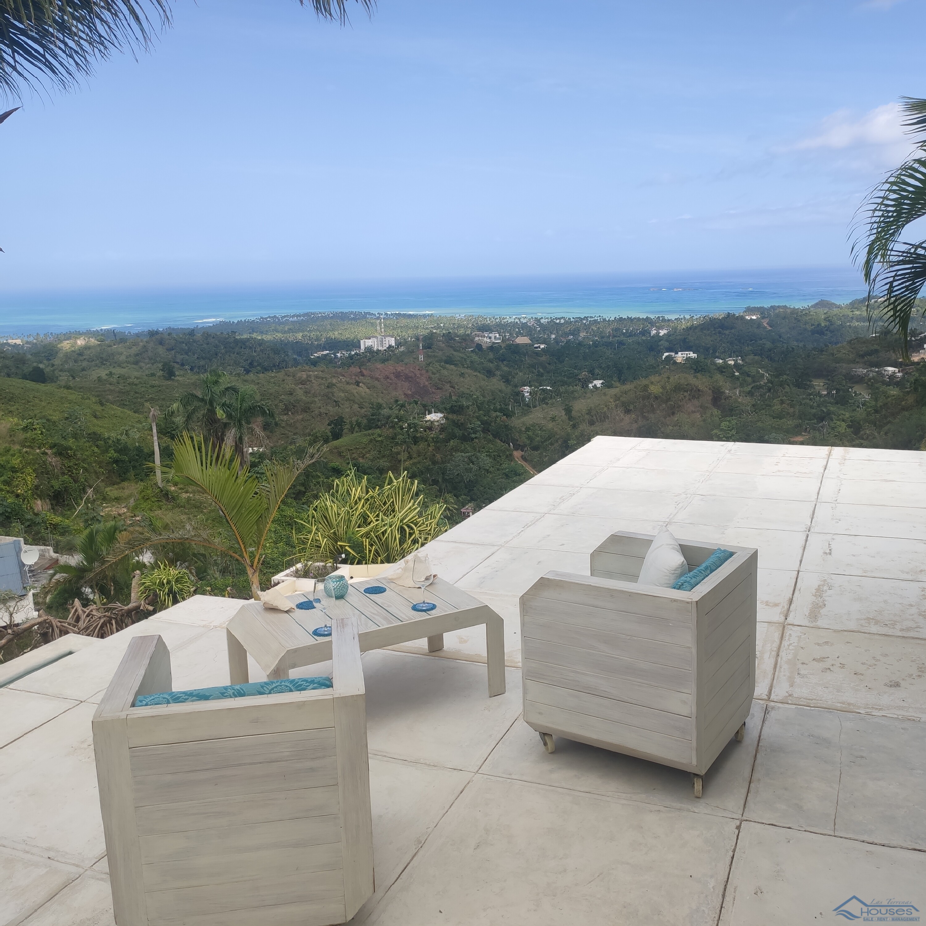 Tropical Retreat with Panoramic Ocean Views in La Jagua, Las Terrenas: A Unique Resale Opportunity · Foto 2