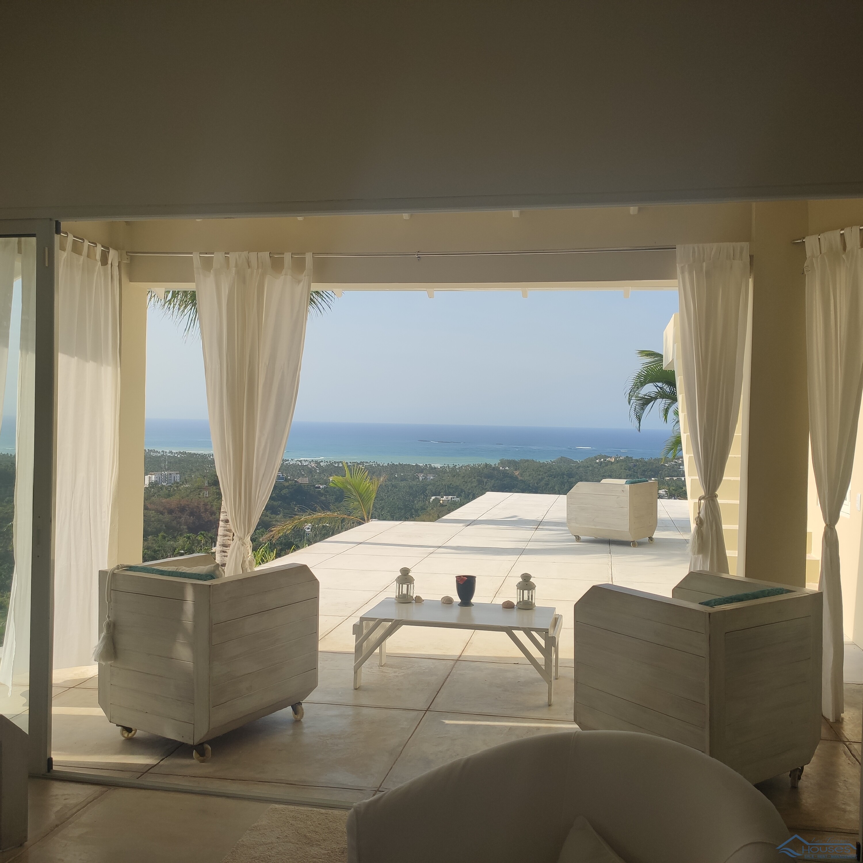 Tropical Retreat with Panoramic Ocean Views in La Jagua, Las Terrenas: A Unique Resale Opportunity · Foto 3