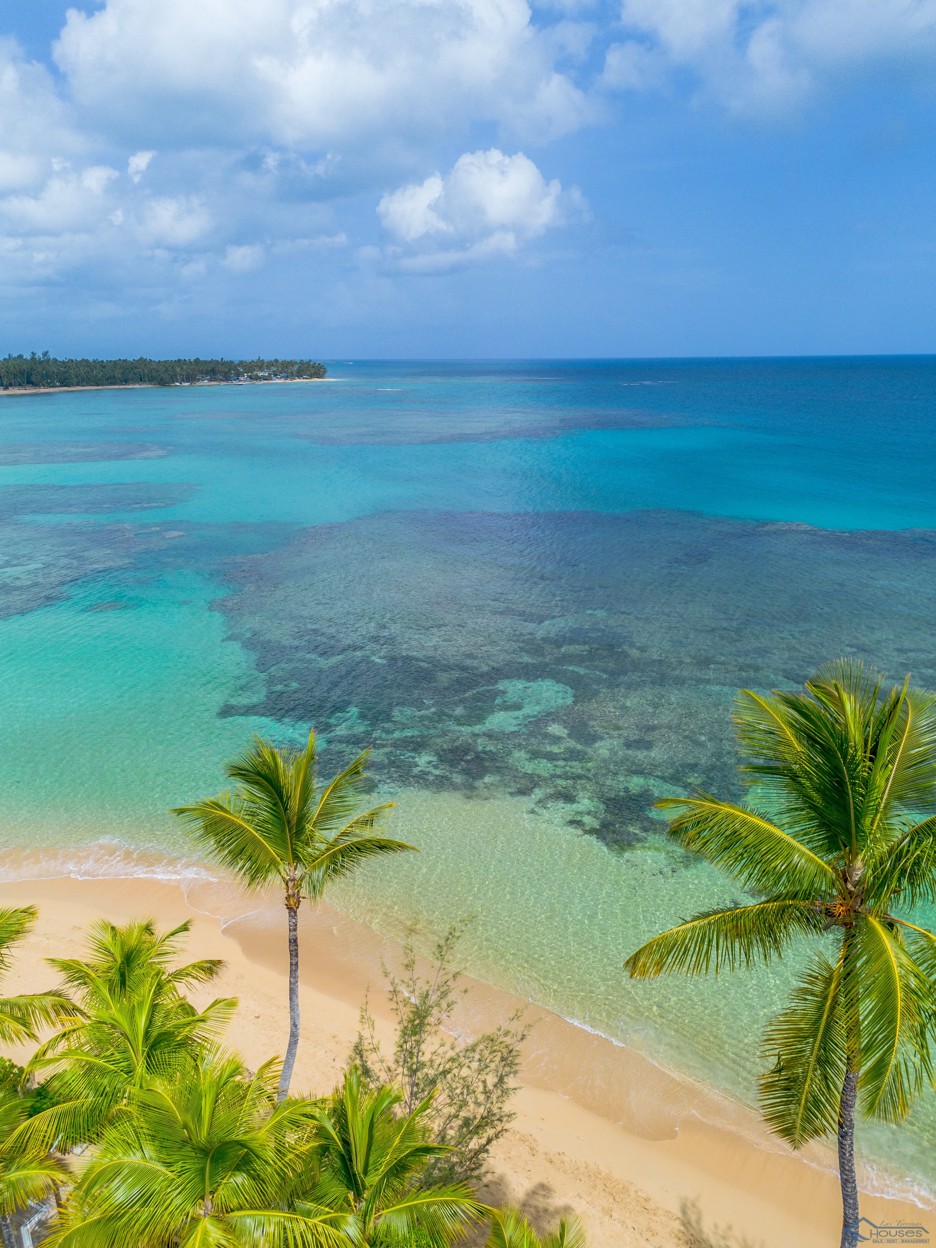 Beachfront Condo Rental”, “3 Bedroom Vacation Rental” o “Playa Punta Popy