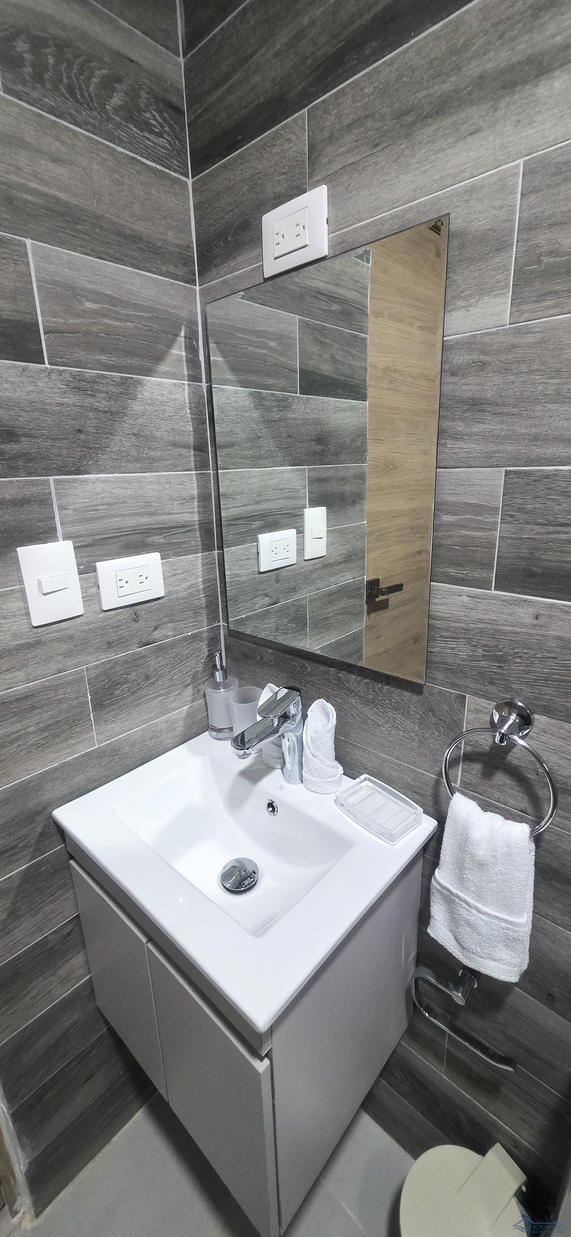 Luxury 2-BR Condo with Private Jacuzzi for Sale - Residencia Armonia