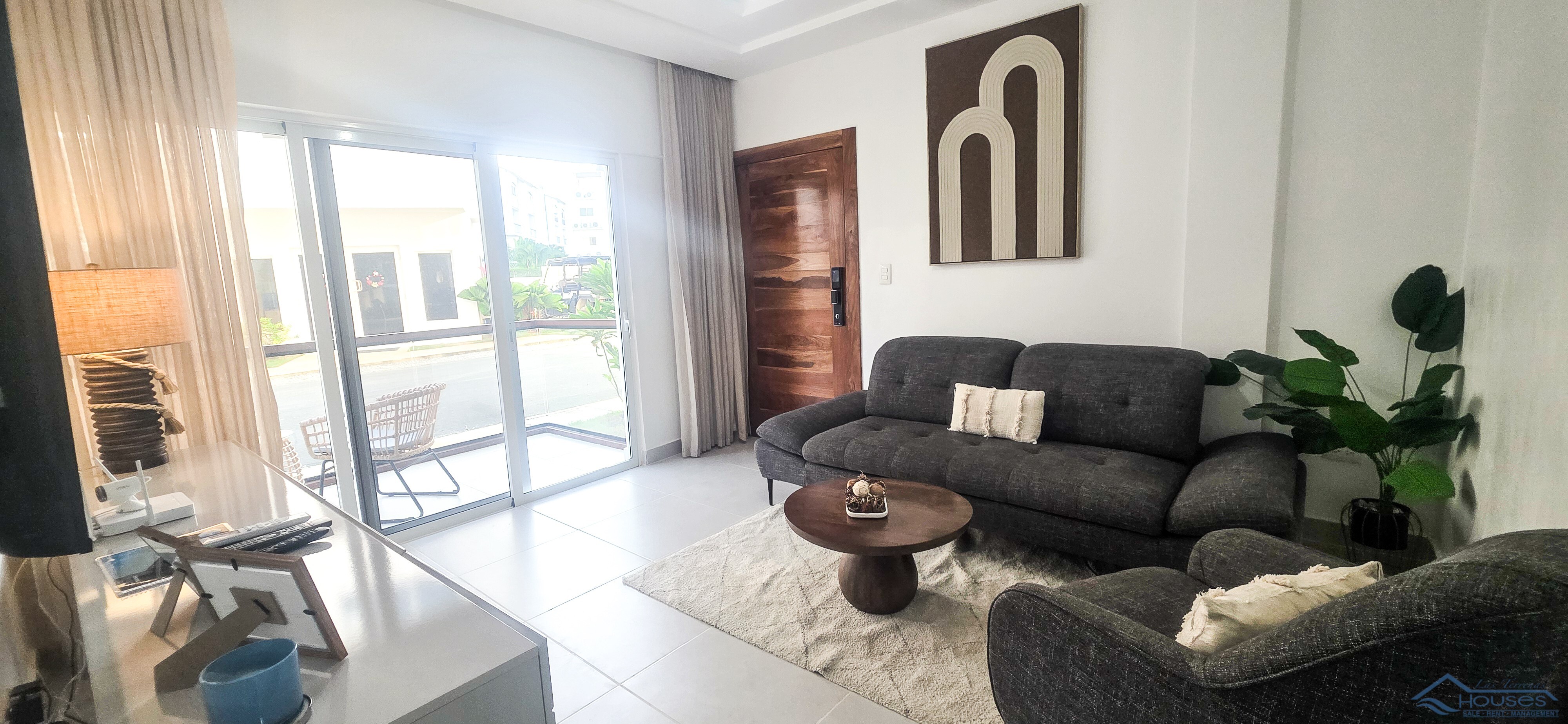 Luxury 2-BR Condo with Private Jacuzzi for Sale - Residencia Armonia