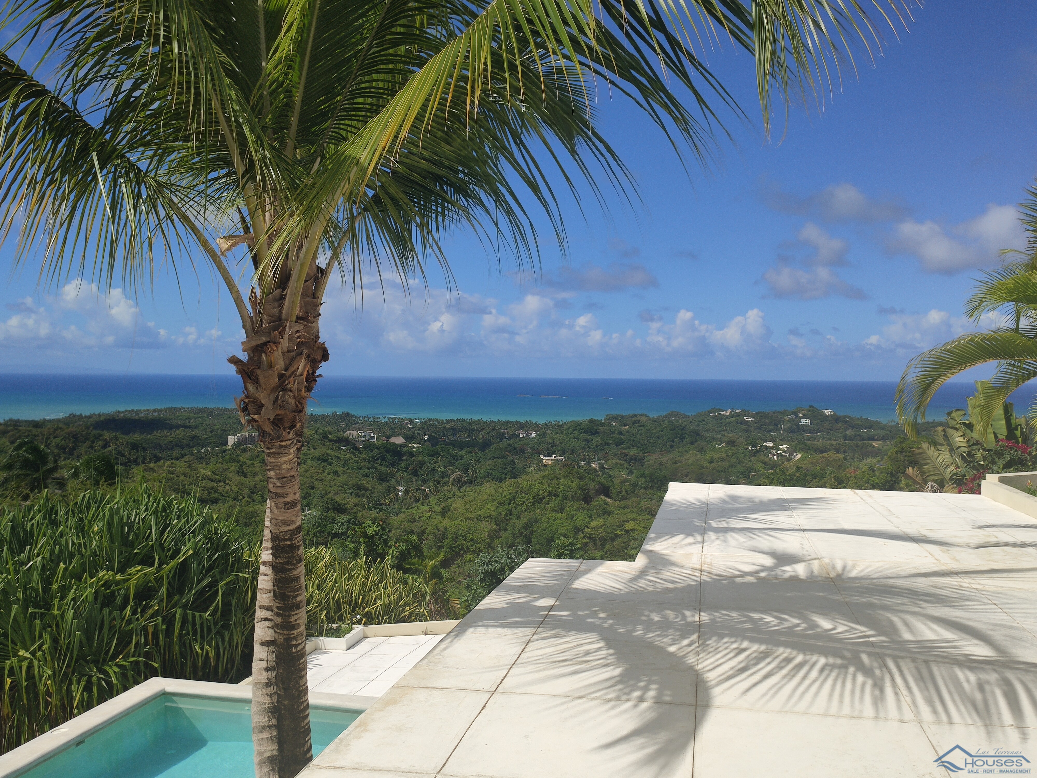Tropical Retreat with Panoramic Ocean Views in La Jagua, Las Terrenas: A Unique Resale Opportunity