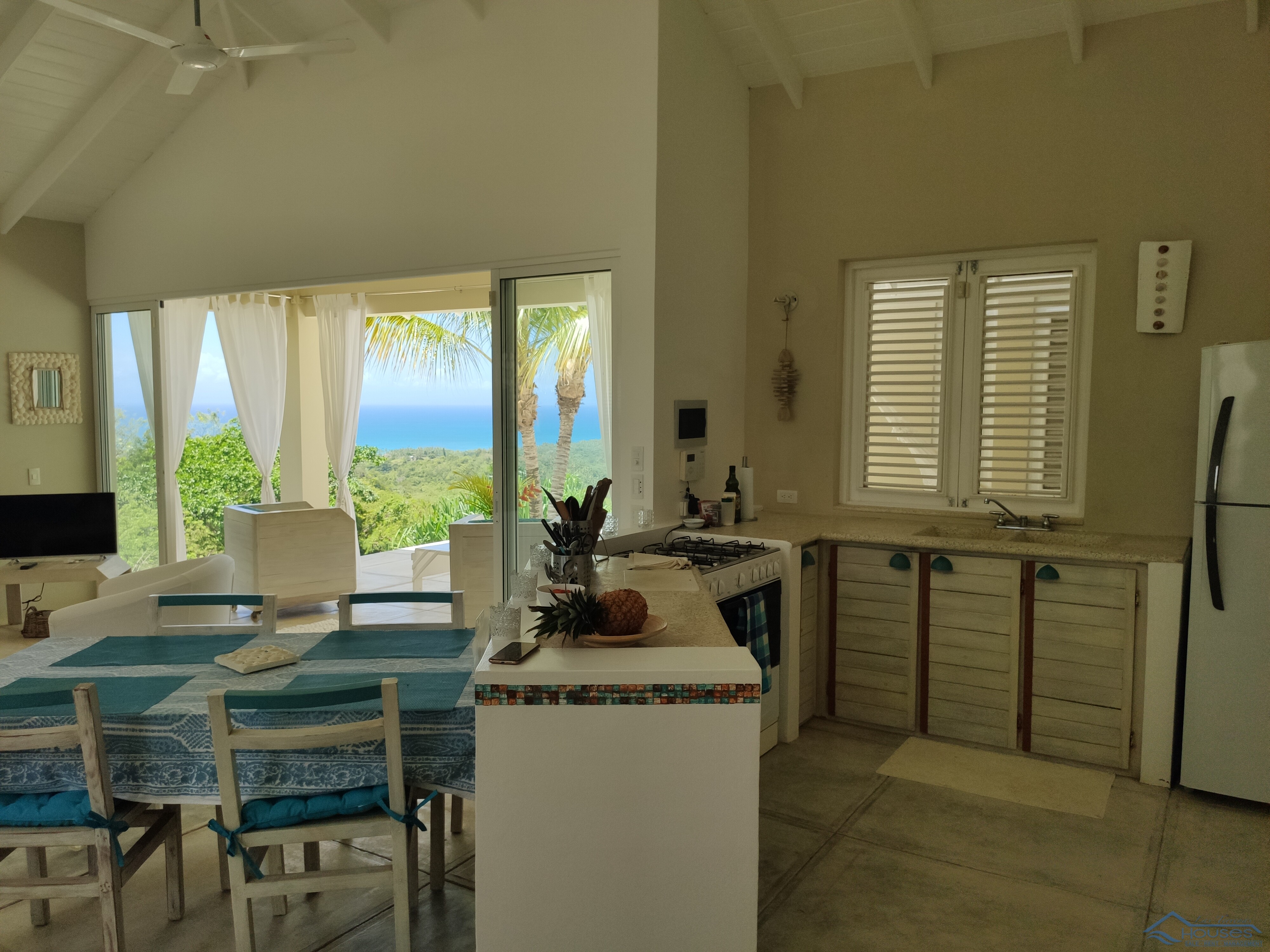 Tropical Retreat with Panoramic Ocean Views in La Jagua, Las Terrenas: A Unique Resale Opportunity