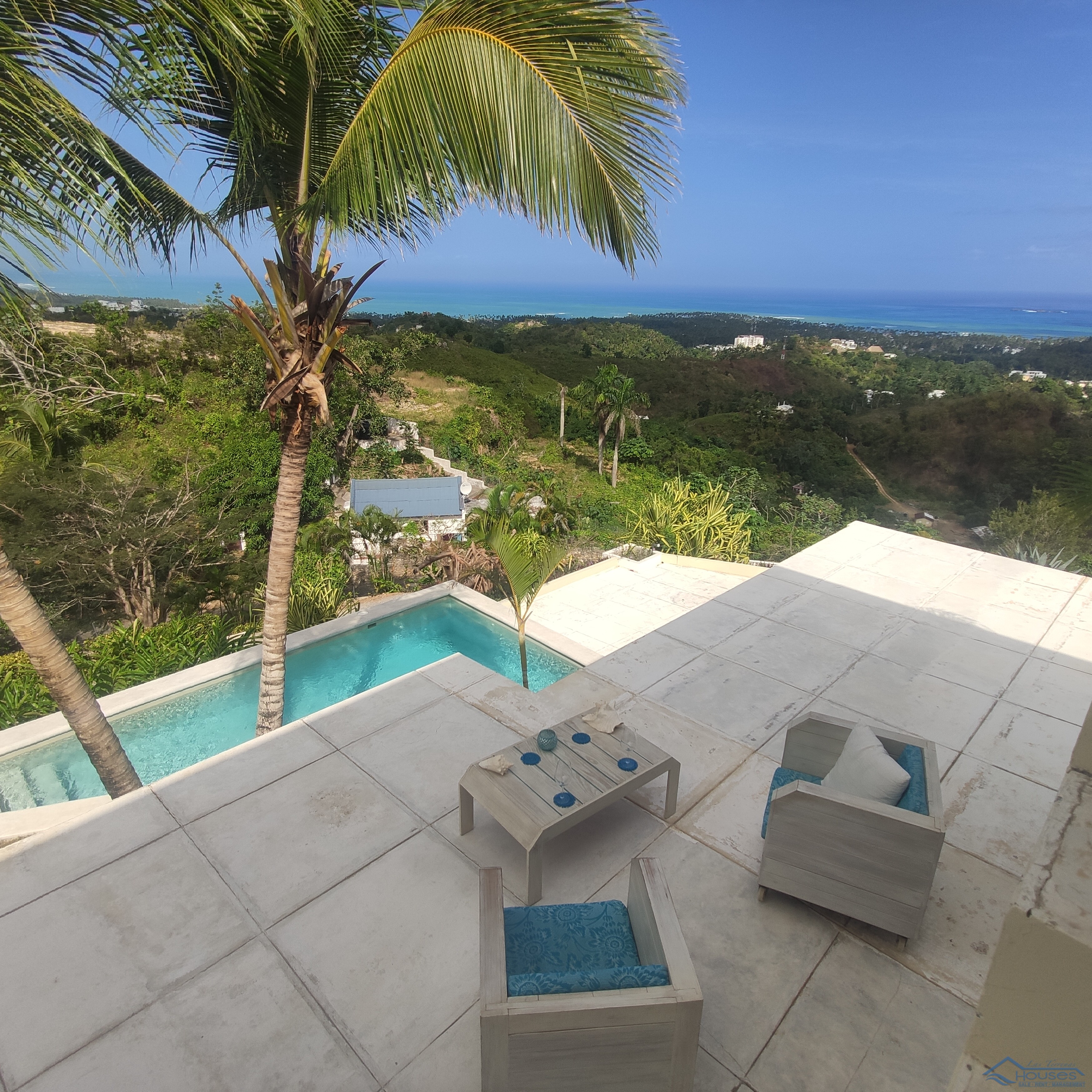 Tropical Retreat with Panoramic Ocean Views in La Jagua, Las Terrenas: A Unique Resale Opportunity