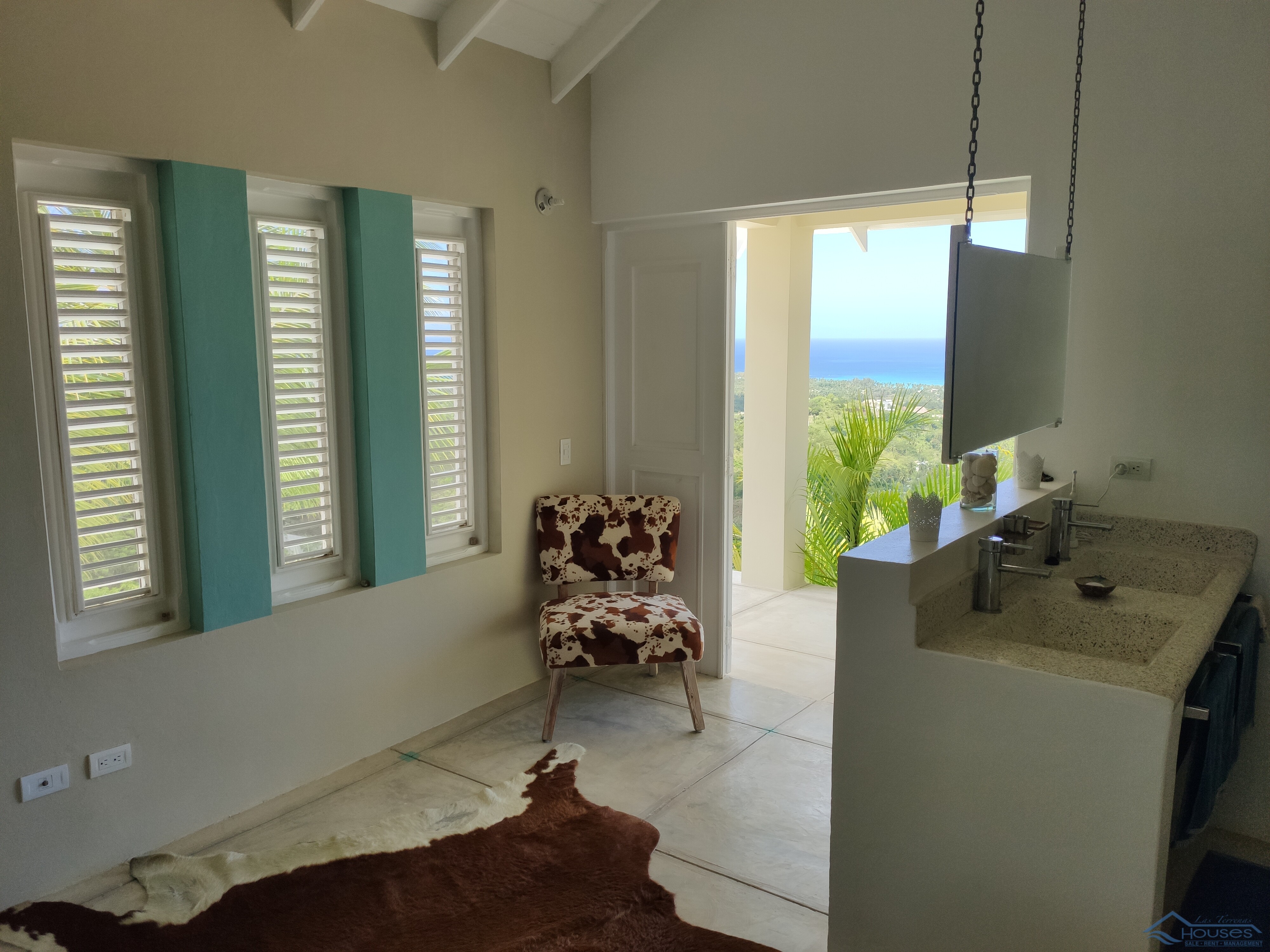 Tropical Retreat with Panoramic Ocean Views in La Jagua, Las Terrenas: A Unique Resale Opportunity