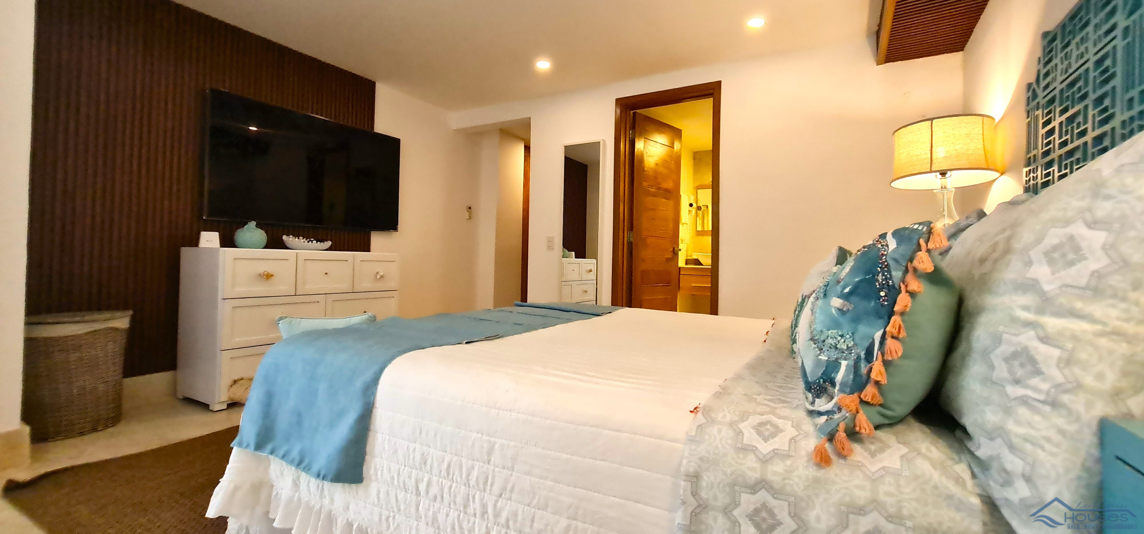 VIP OPPORTUNITY AT COSÓN BAY