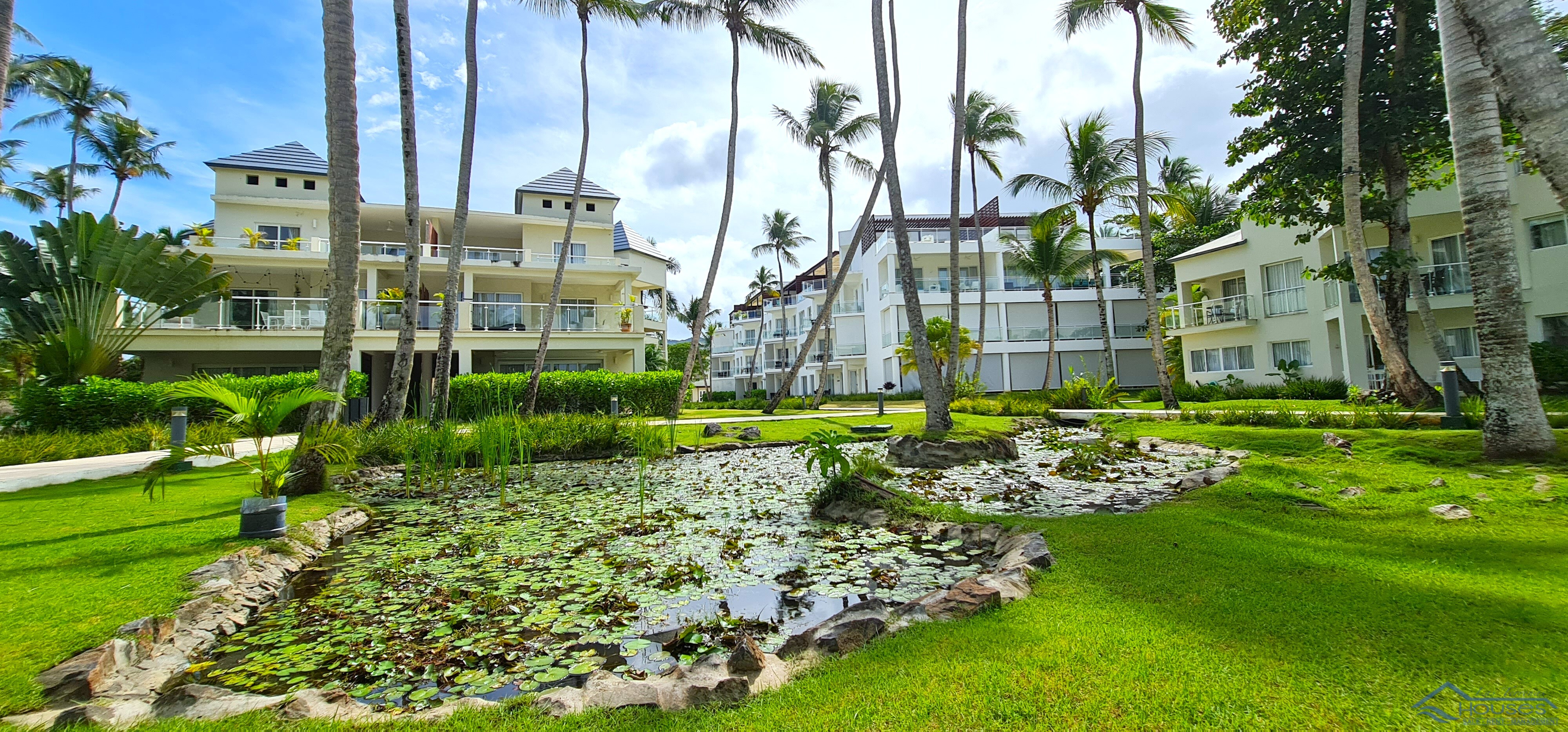 VIP OPPORTUNITY AT COSÓN BAY