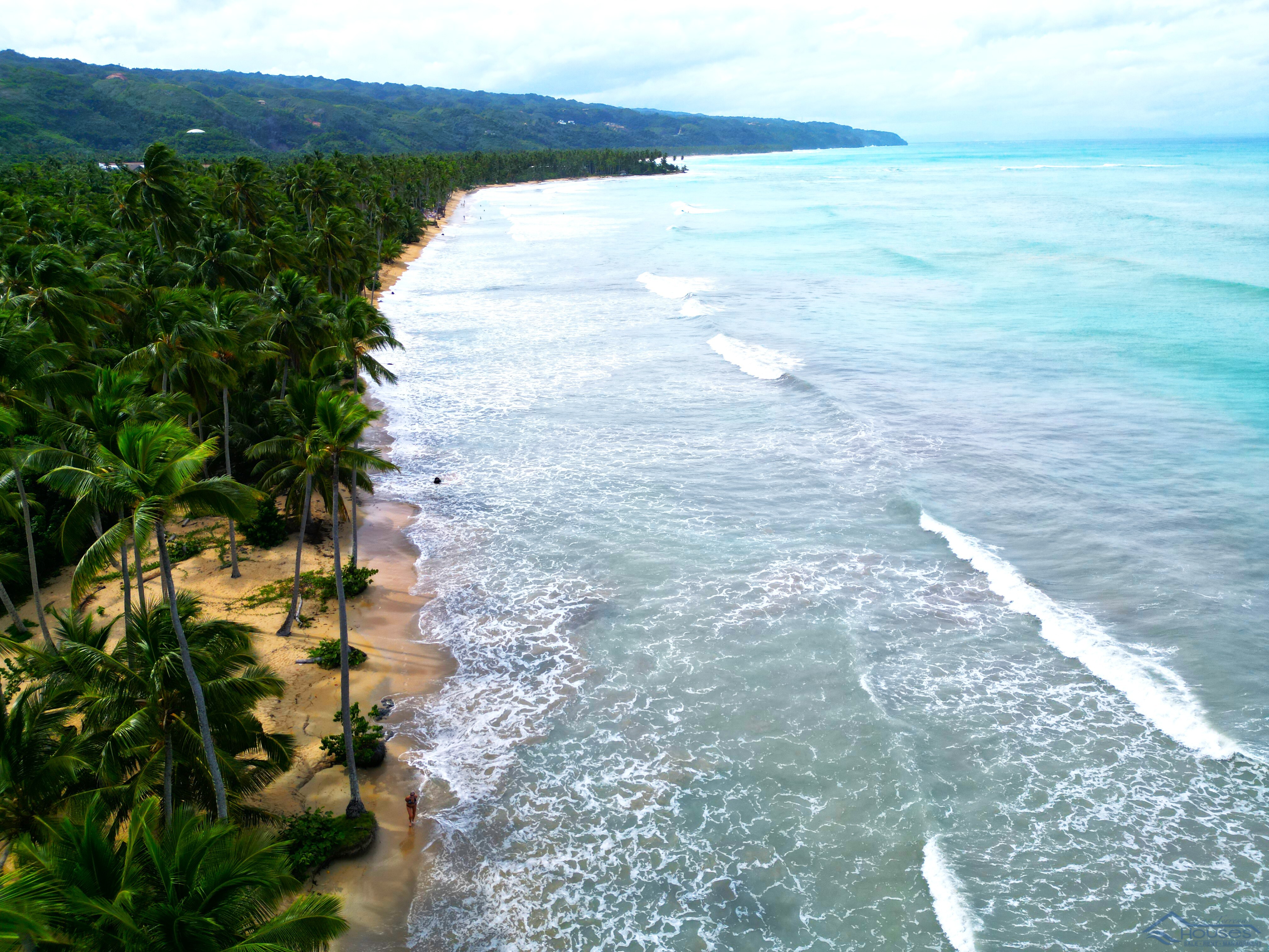 VIP OPPORTUNITY AT COSÓN BAY