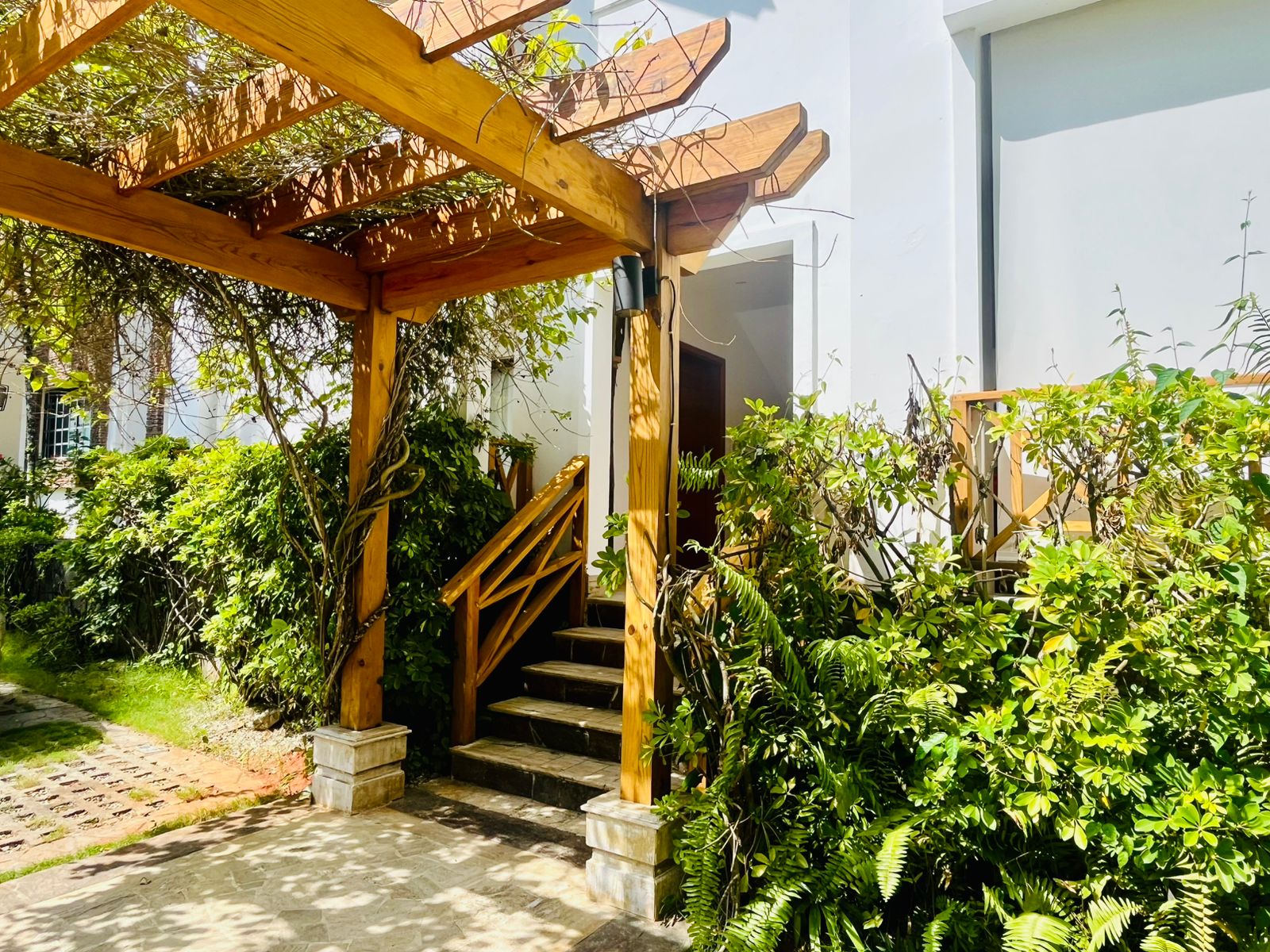 MONSERRAT I, ONE BEDROOM CONDO