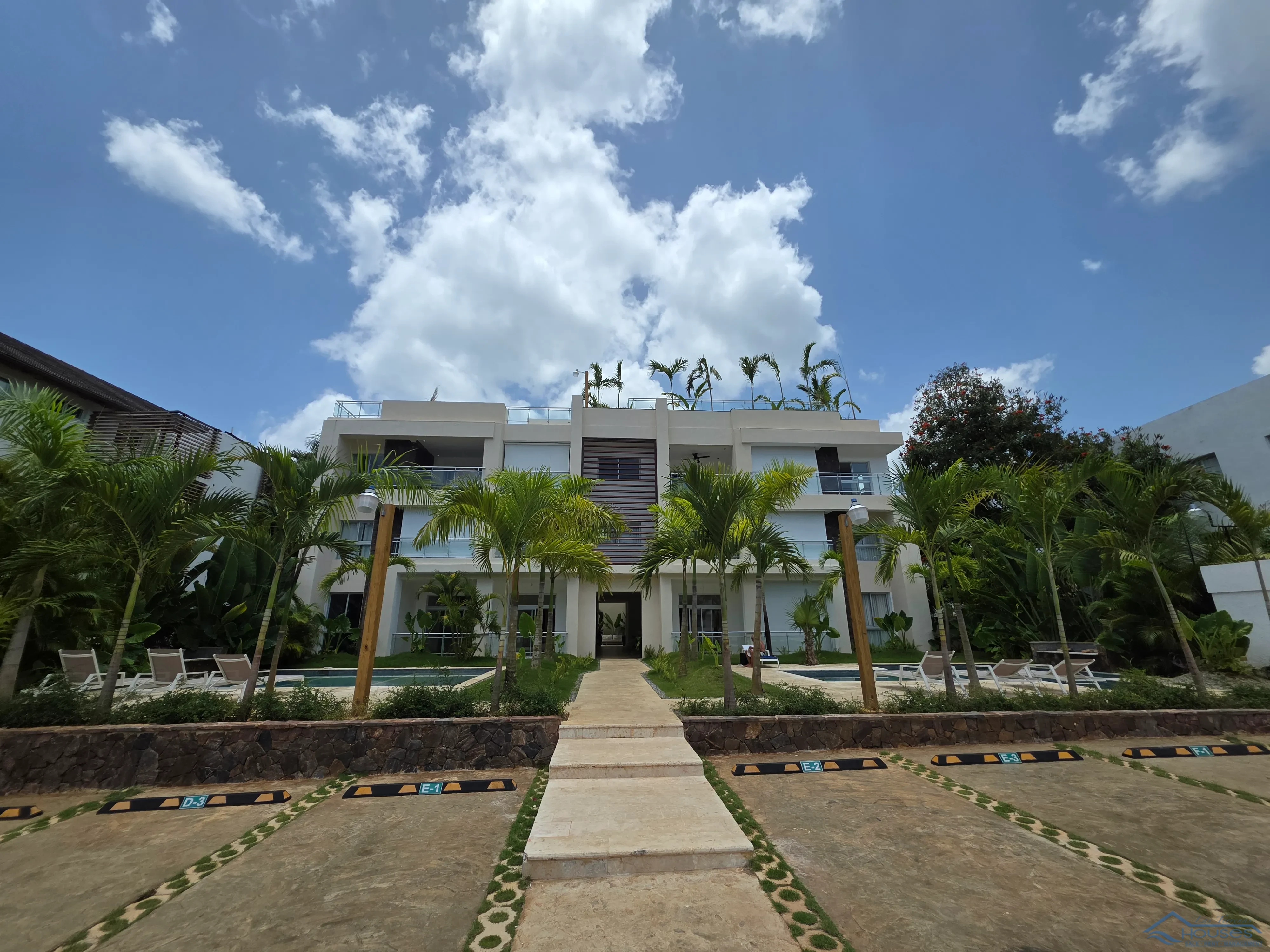 Luxury 2-Bedroom Vacation Rental in Las Terrenas