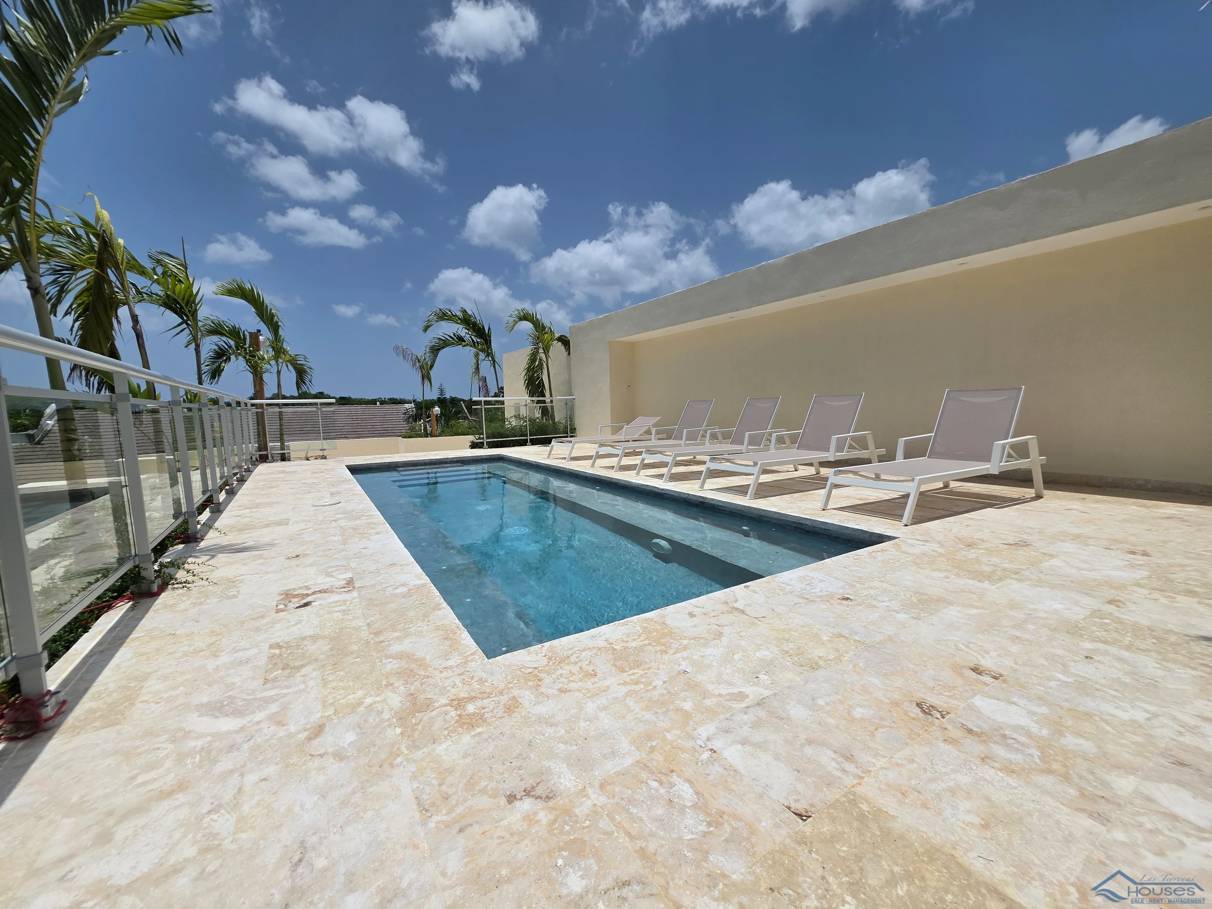 Luxury 2-Bedroom Vacation Rental in Las Terrenas