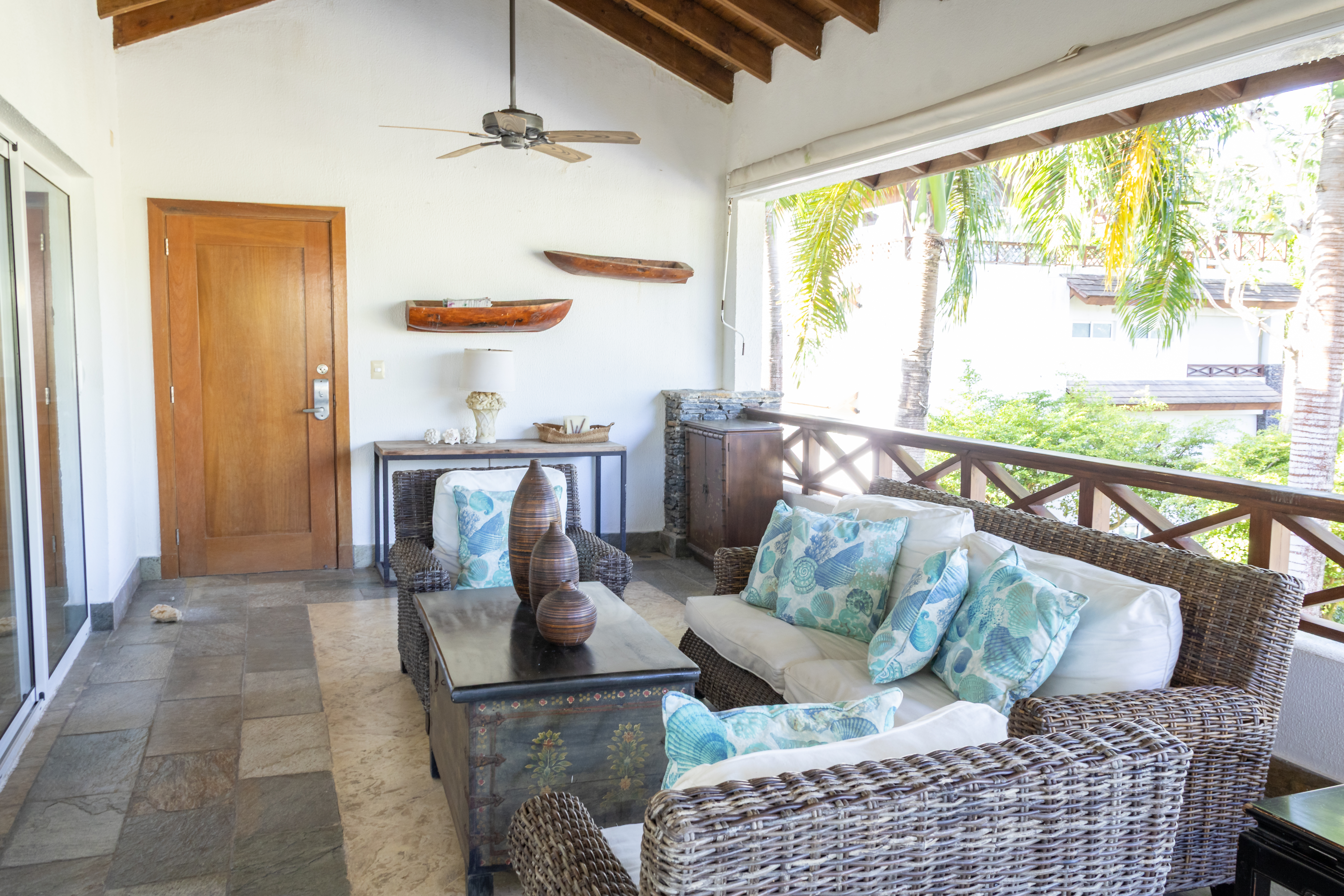 PENTHOUSES BALCONES