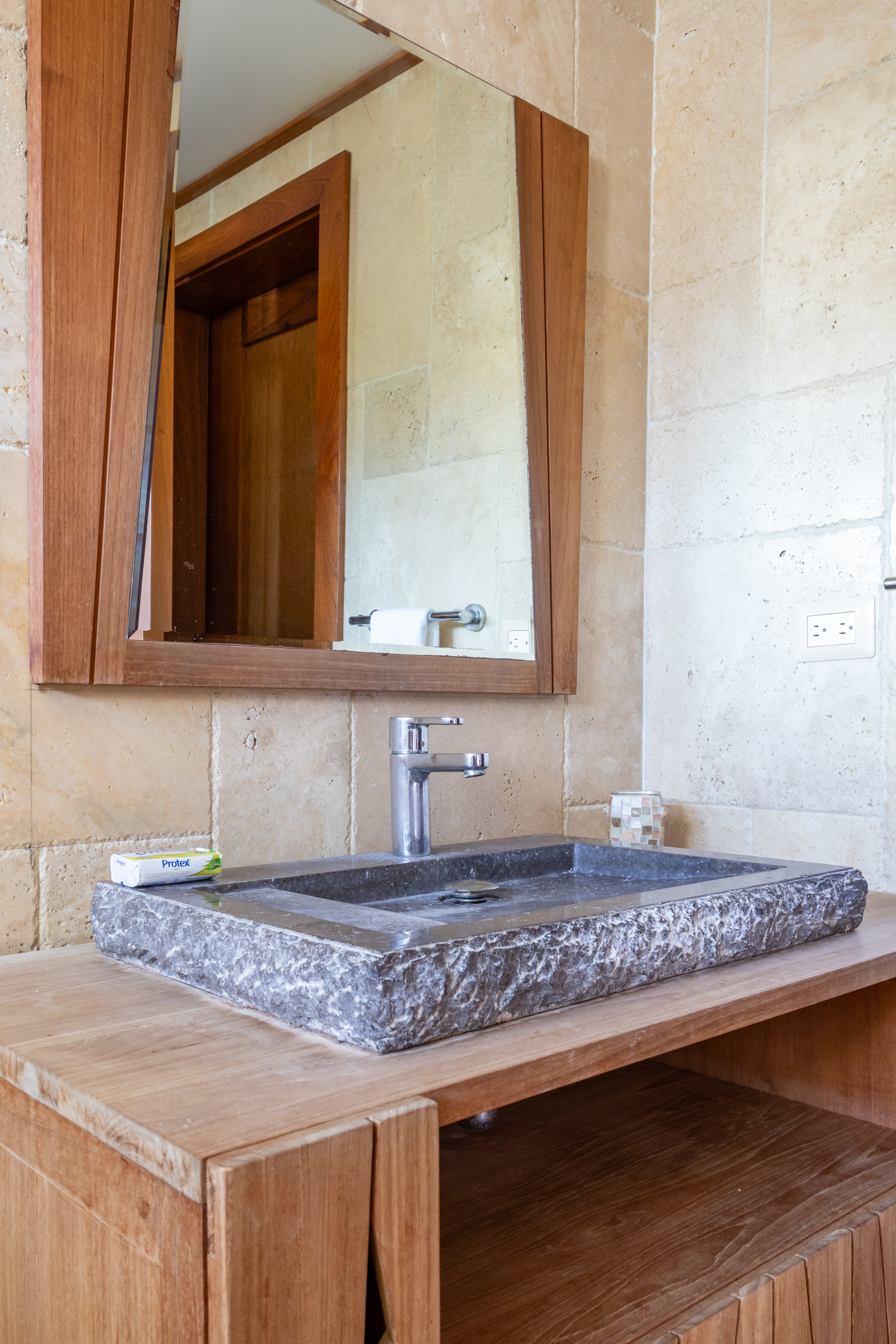 PENTHOUSES BALCONES