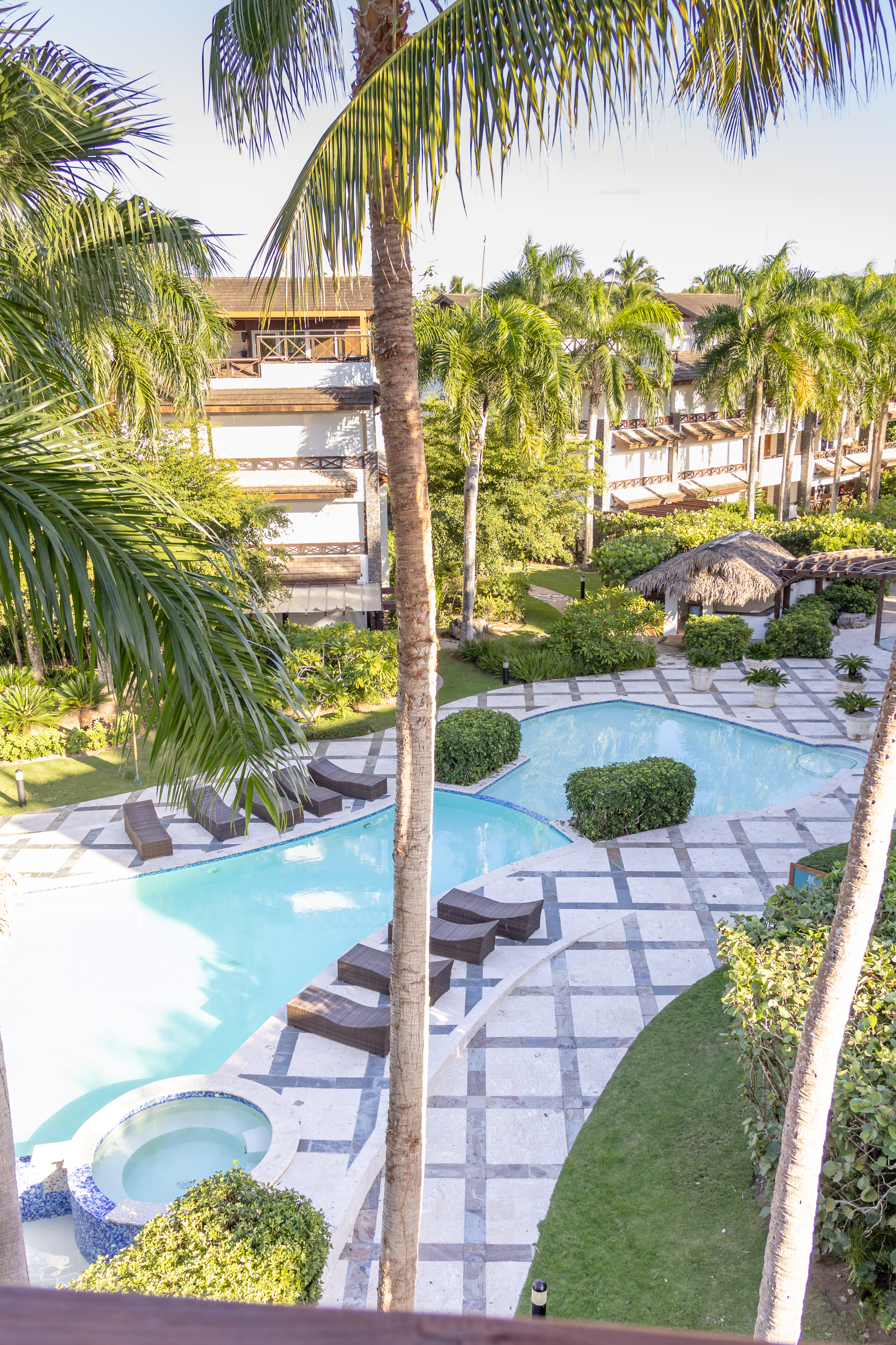 PENTHOUSES BALCONES