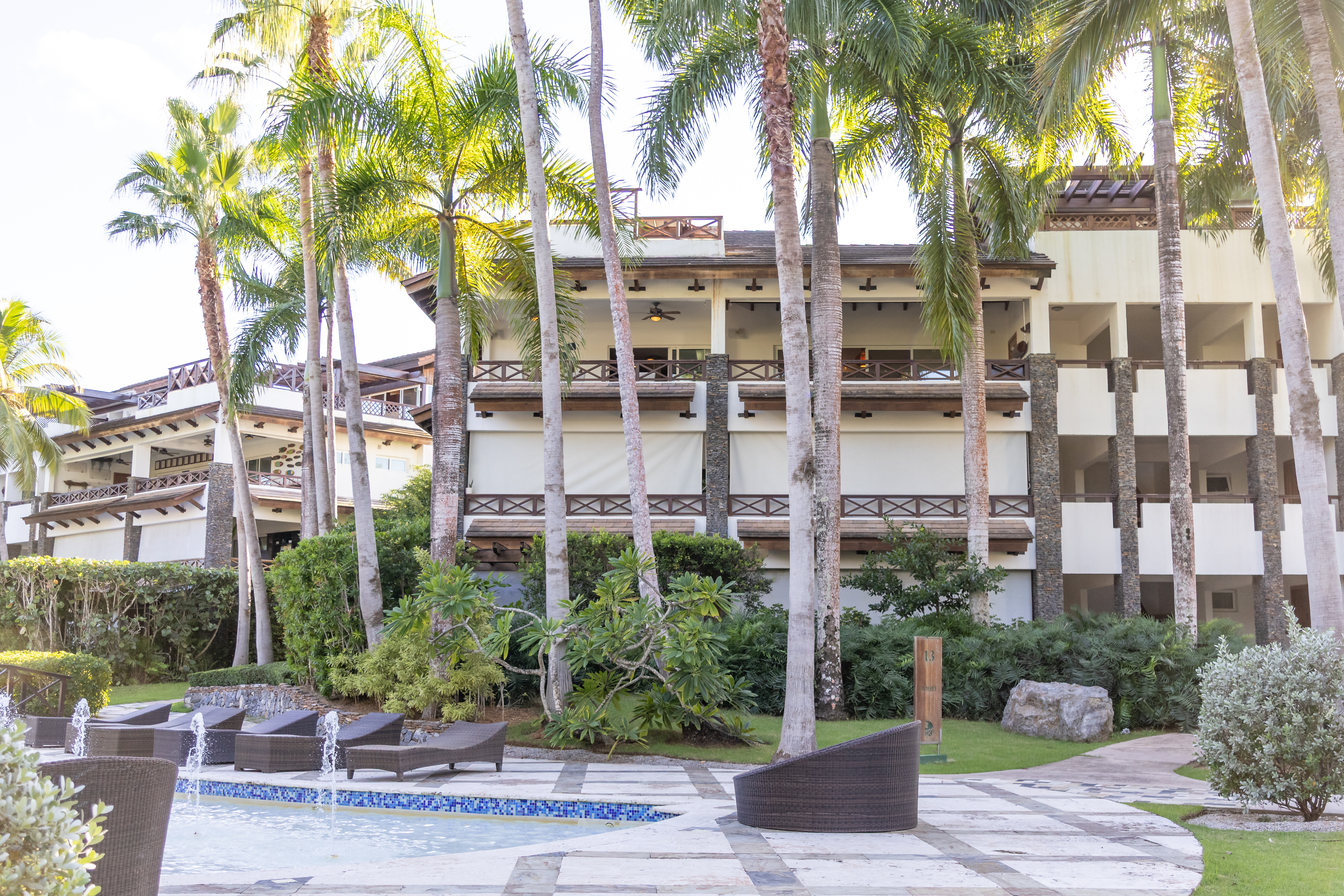 PENTHOUSES BALCONES
