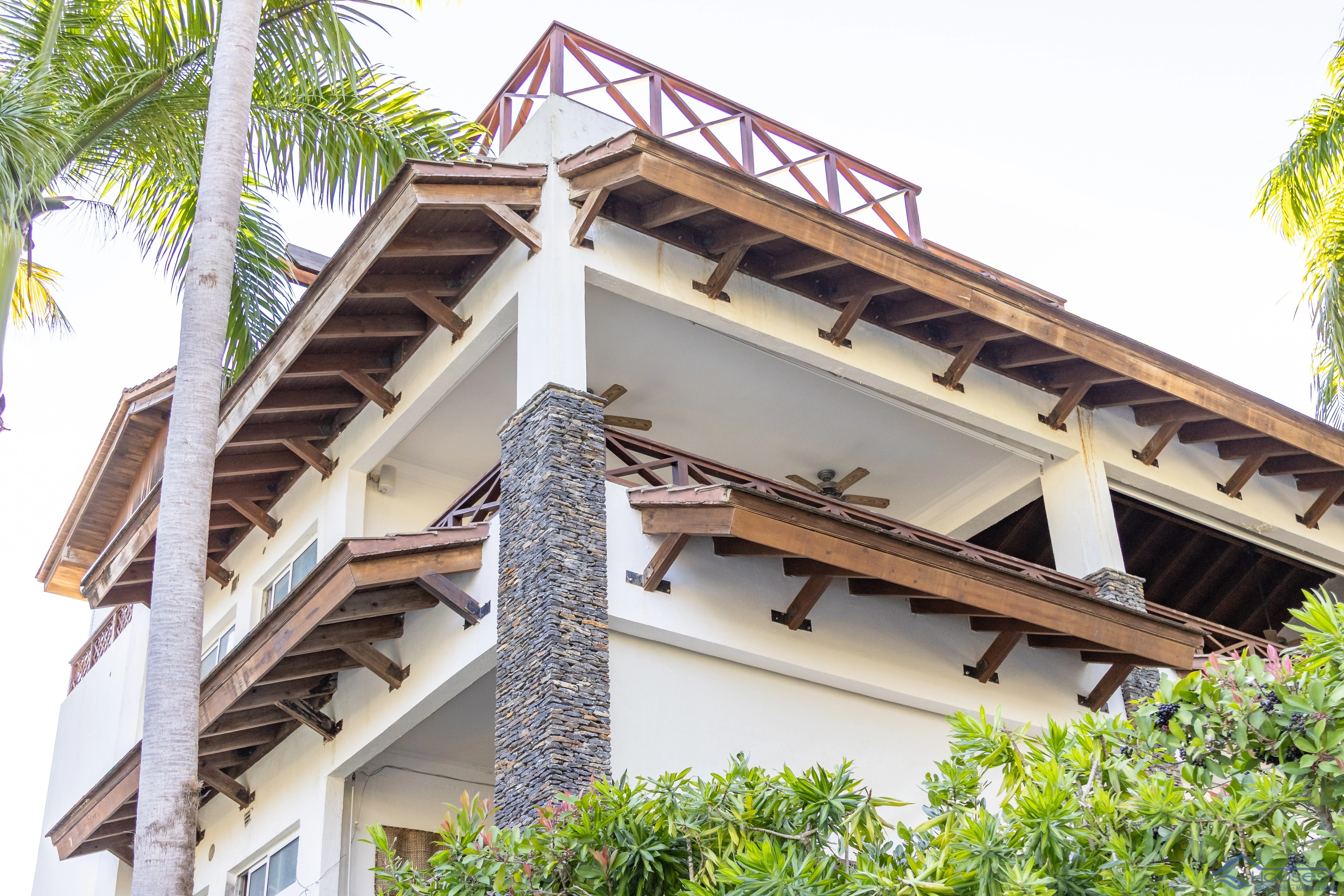 Luxury 3-Bedroom Penthouse for Sale in Balcones del Atlántico, El Portillo