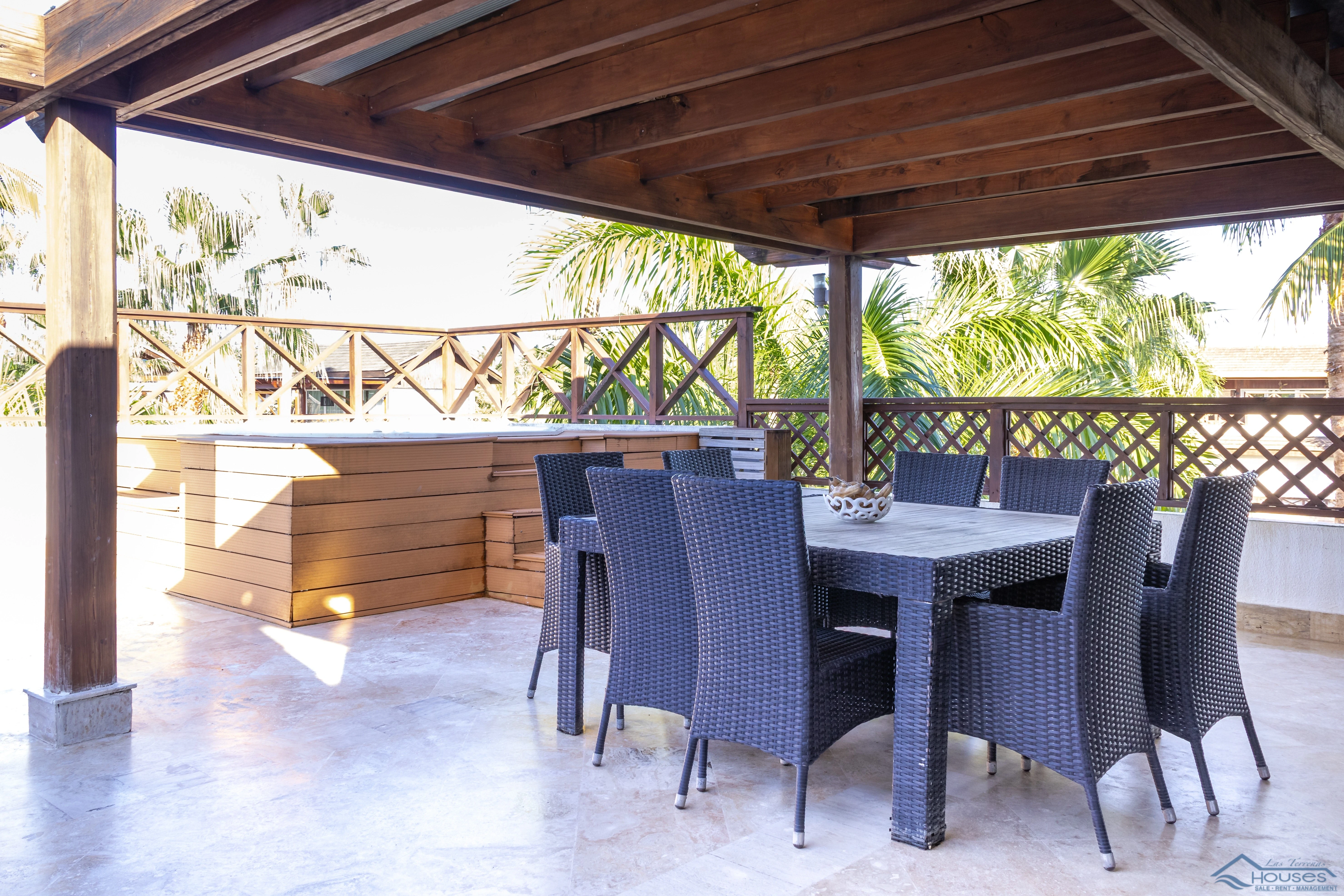 Luxury 3-Bedroom Penthouse for Sale in Balcones del Atlántico, El Portillo