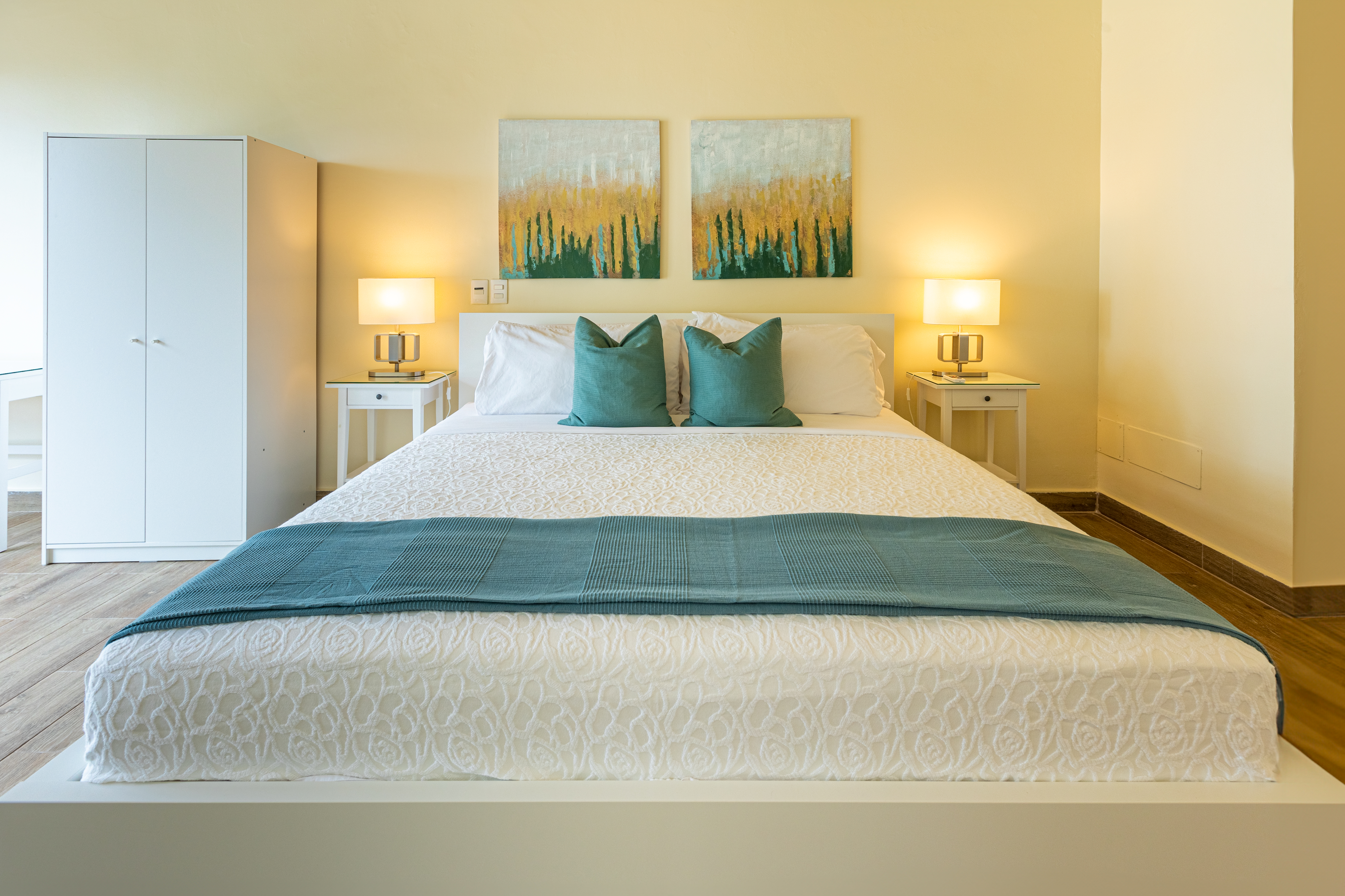 EL PORTILLO 6 BEDROOMS LUXURY BEACHFRONT VILLAS