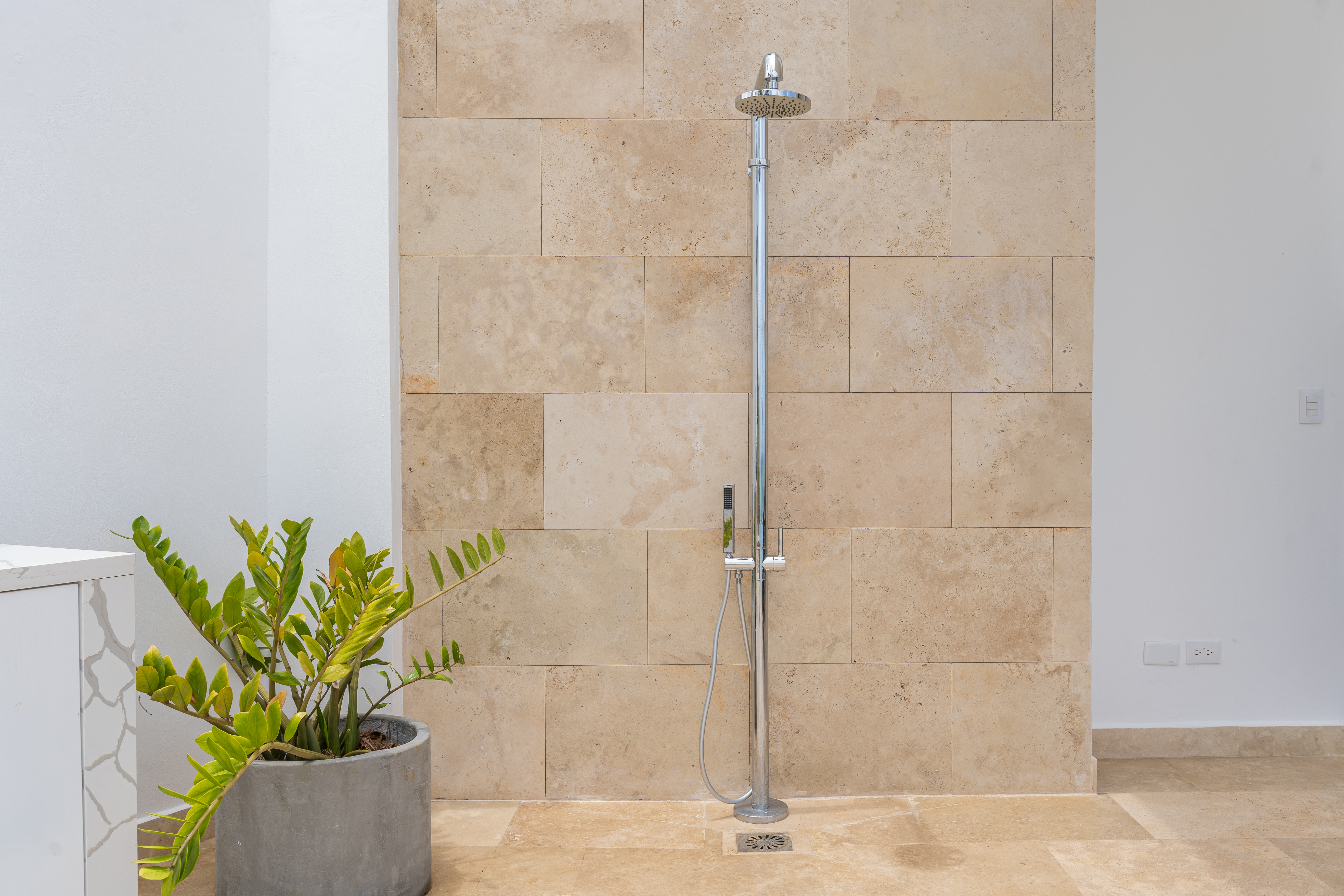 PANORAMIC LUXURY MANSION IN SWELL RESIDENTIAL, LAS TERRENAS